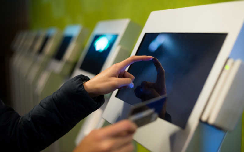 Overcoming the digital experience dilemma
